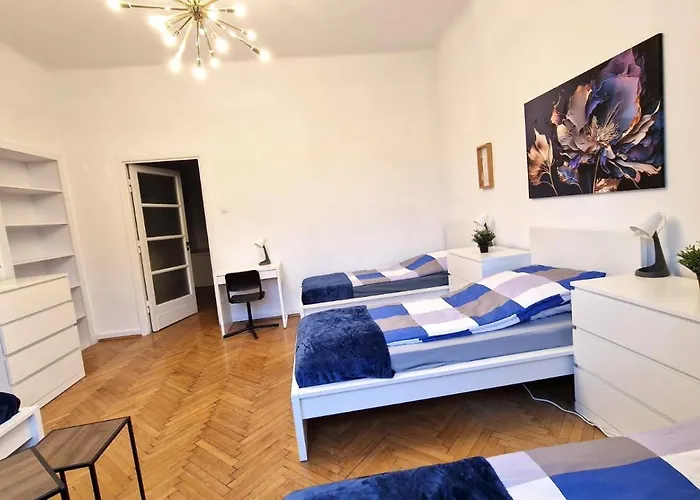 Апартаменты Unikatowe !sienkiewicza Park 116 M Off Piotrkowska 3 Bedrooms