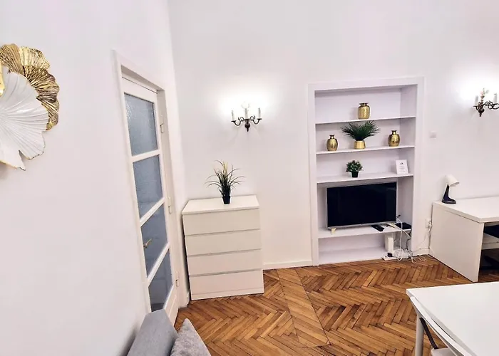 Апартаменты Unikatowe !sienkiewicza Park 116 M Off Piotrkowska 3 Bedrooms